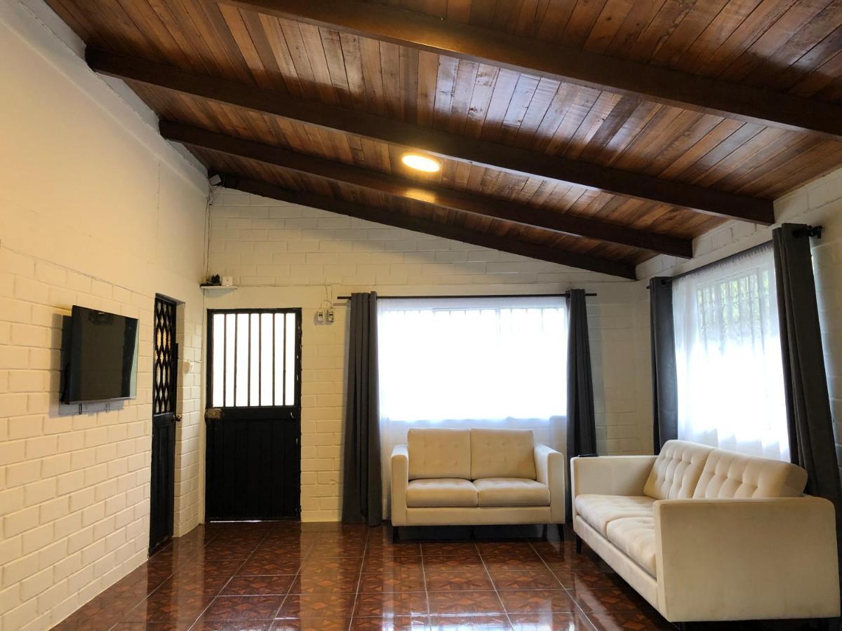 High-End Holiday Cabin - Tungurahua Hot Springs Baños Екстериор снимка