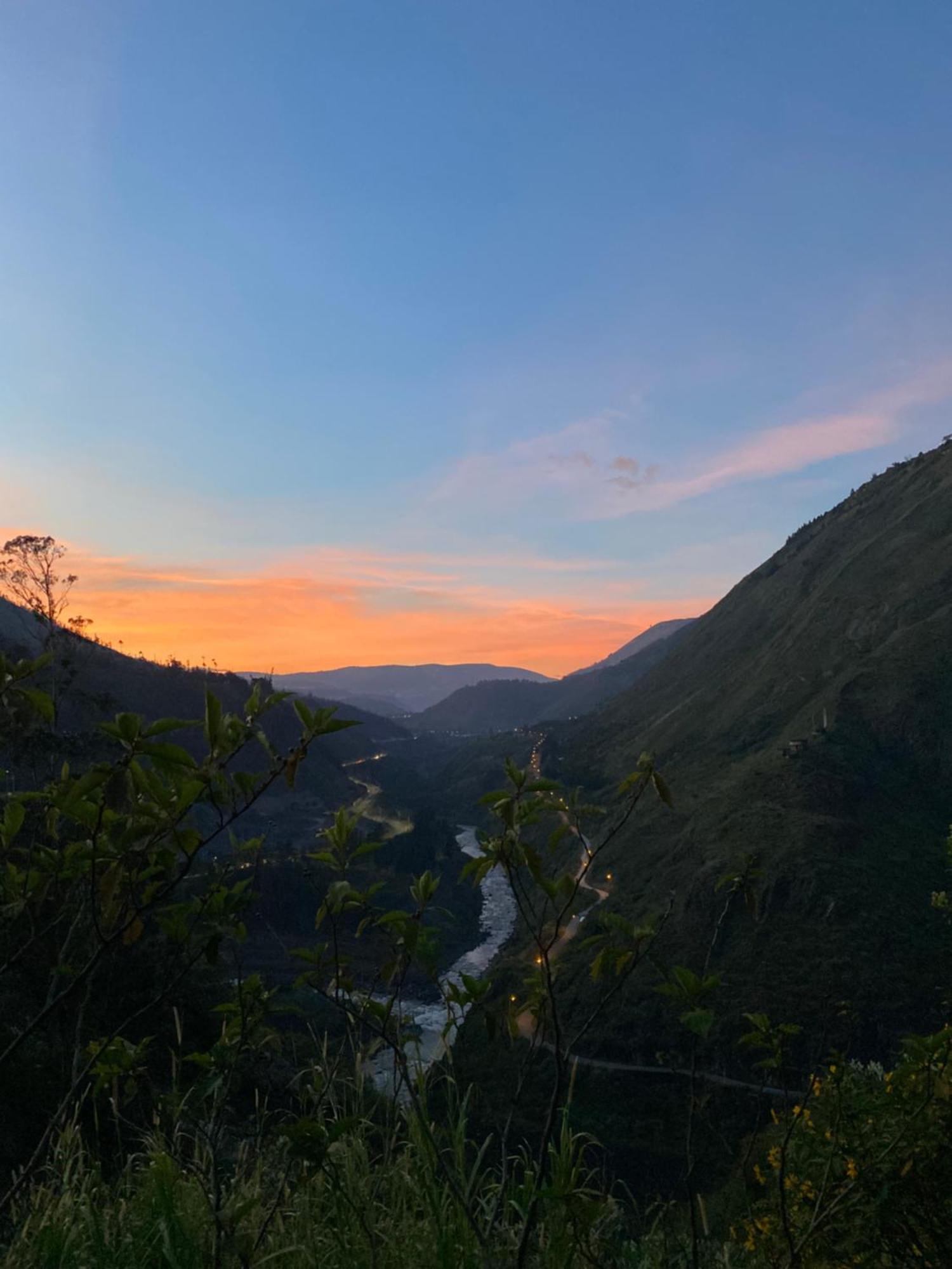 High-End Holiday Cabin - Tungurahua Hot Springs Baños Екстериор снимка